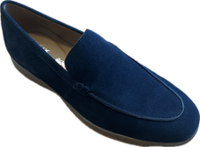Load image into Gallery viewer, New Geox Navy Loafer Shoe
